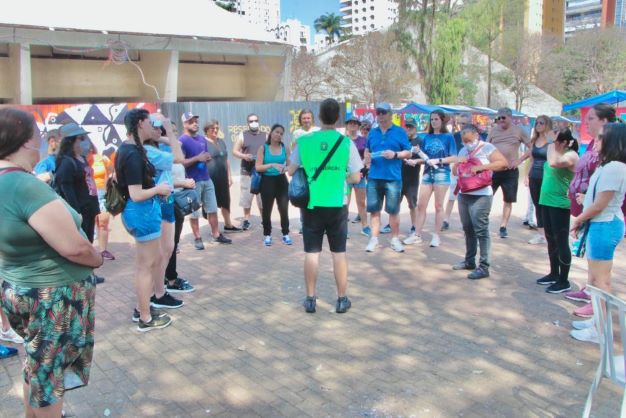 Prefeitura de Campinas realiza passeio turístico pelo Centro em homenagem à mulher