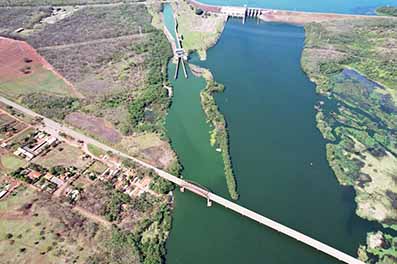 Detonação subaquática na Hidrovia Tietê-Paraná  amplia o canal de Nova Avanhandava