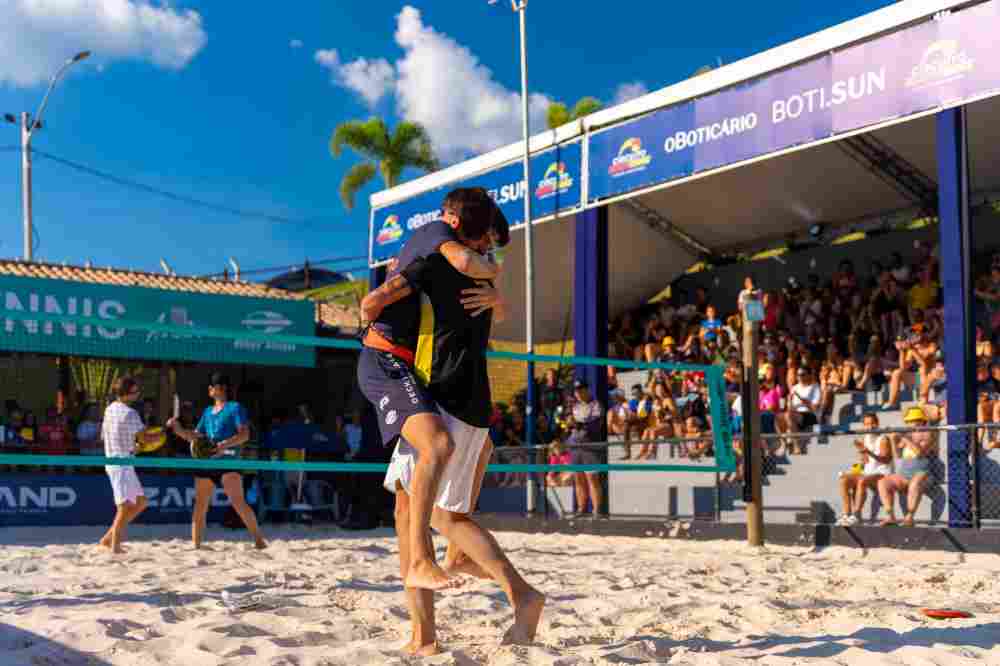 Brasileiras e italianos levam principais títulos na etapa de Campinas do Circuito Beach Tennis