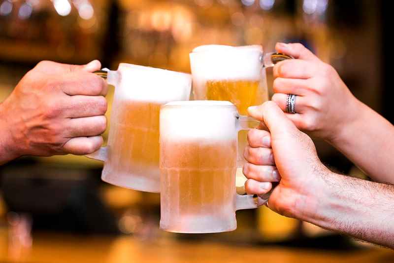 Dia Internacional da Cerveja: Outback tem chopp com 50% de desconto durante a noite toda nesta sexta-feira (02)