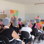 Oficinas capacitam mulheres com receitas sustentáveis e inclusão social