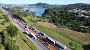 Obras da terceira faixa estao em andamento Divulgacao Rota das Bandeiras