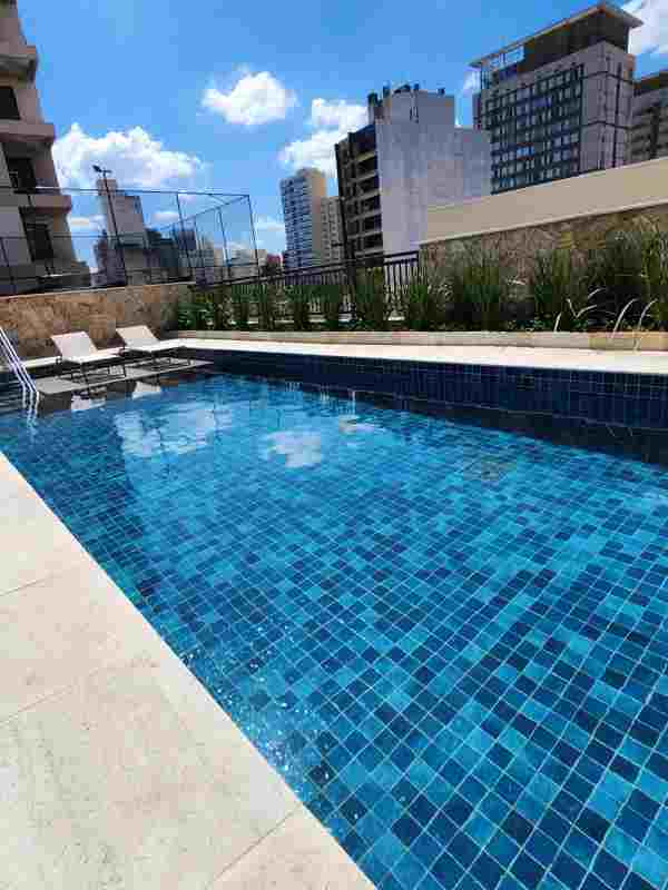 Sirius Patriani piscina Foto Lazara Paes Leme