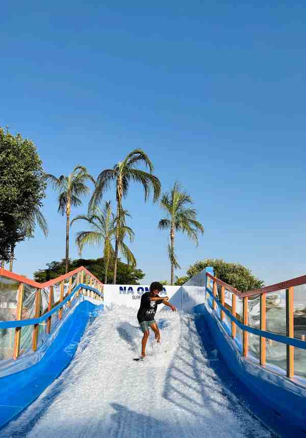 Hot Beach Olimpia agora tem surf Divulgacao