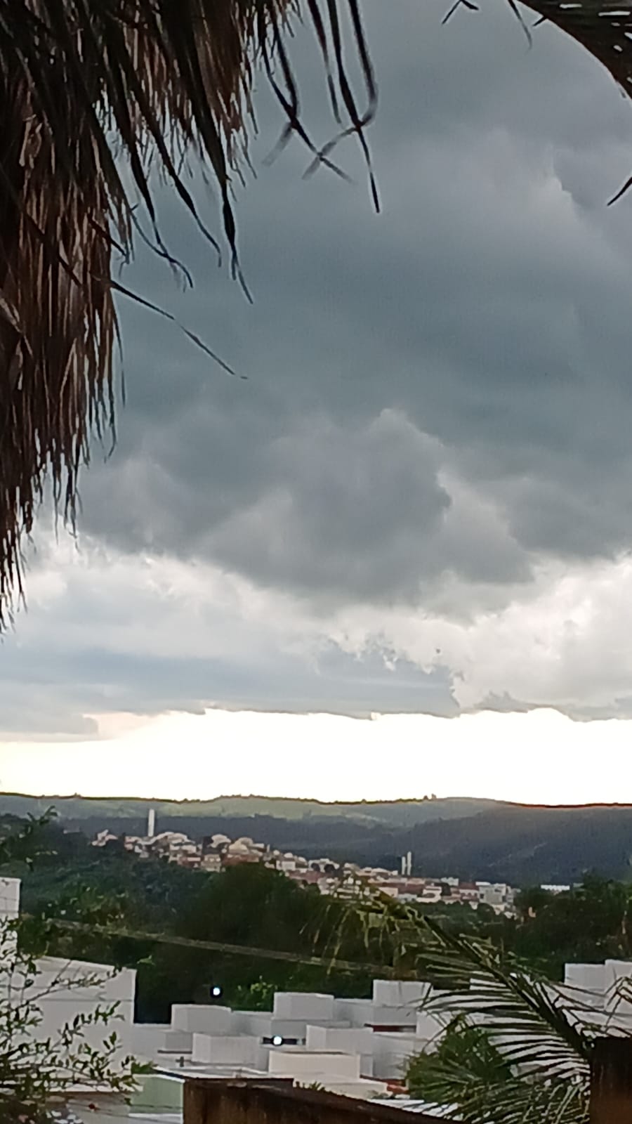 Defesa Civil alerta para temporais e passagem de frente fria em SP a partir de terça-feira, 7 de outubro 1 Chuva de verao Divulgacao