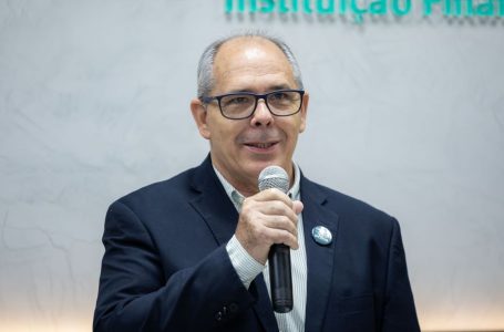 Presidente do Sicoob Paulista Jose Gasques Matheus Campos