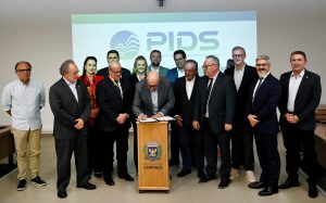 Assinatura da Lei que cria o PIDS Foto PMC