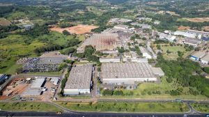 Eaton celebra 66 anos da unidade de Valinhos e reforça compromisso com inovação e sustentabilidade 2 Eaton fabrica em Valinhos Divulgacao