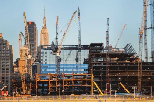 Custo da construção civil acumula alta de 4,19% em 12 meses em São Paulo