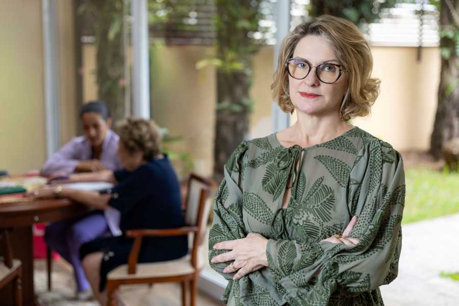 O peso invisível do cuidado familiar de pessoas doentes