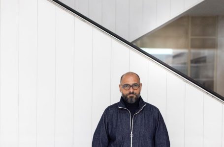 Café Filosófico CPFL inicia ano com palestra de Michel Alcoforado e apresentação de Tainá Müller