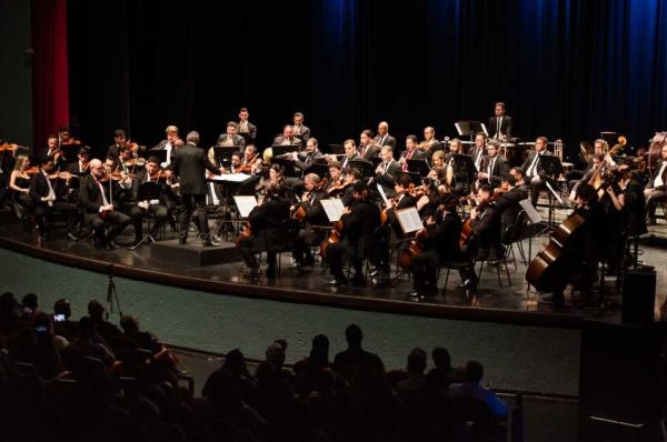 Sinfônica de Indaiatuba abre temporada 2026 com violinista da OSESP 