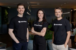 Hiago Melo Iza Daiana Wiggers e Ivan Junckes Filho na NeuroSteps Divulgacao