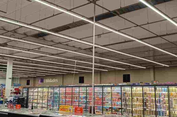 Outono amplia demanda por conforto térmico em ambientes coletivos