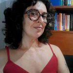 ‘Livro Novo com Escritos Velhos’ é a nova obra da poeta Luciana Barbeiro