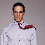 Mateus Solano retorna a Campinas com “Figurante” no Dia dos Namorados