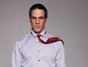 Mateus Solano retorna a Campinas com “Figurante” no Dia dos Namorados