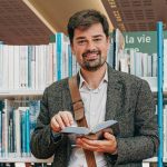 A busca pela felicidade é tema do Café Filosófico CPFL desta quinta-feira (18)
