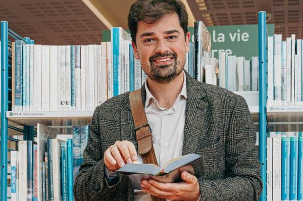 A busca pela felicidade é tema do Café Filosófico CPFL desta quinta-feira (18)
