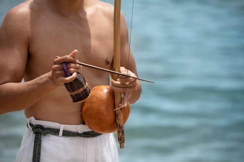 Berimbau Grooves resgata tradicao da capoeira ancestral Freepik Divulgacao