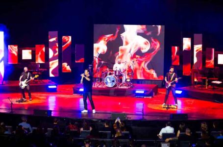Pedra Letícia faz show no Teatro Oficina do Estudante em Campinas