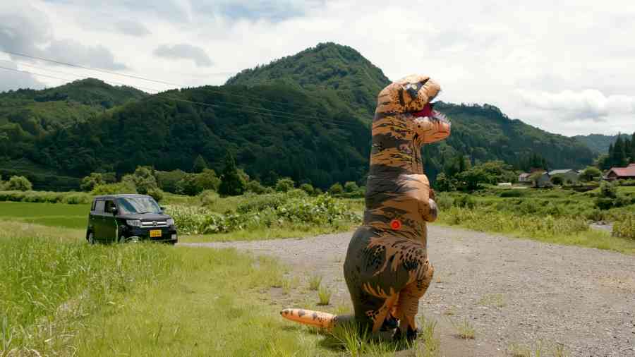 Homem Dinossauro Mostra Internacional Divulgacao